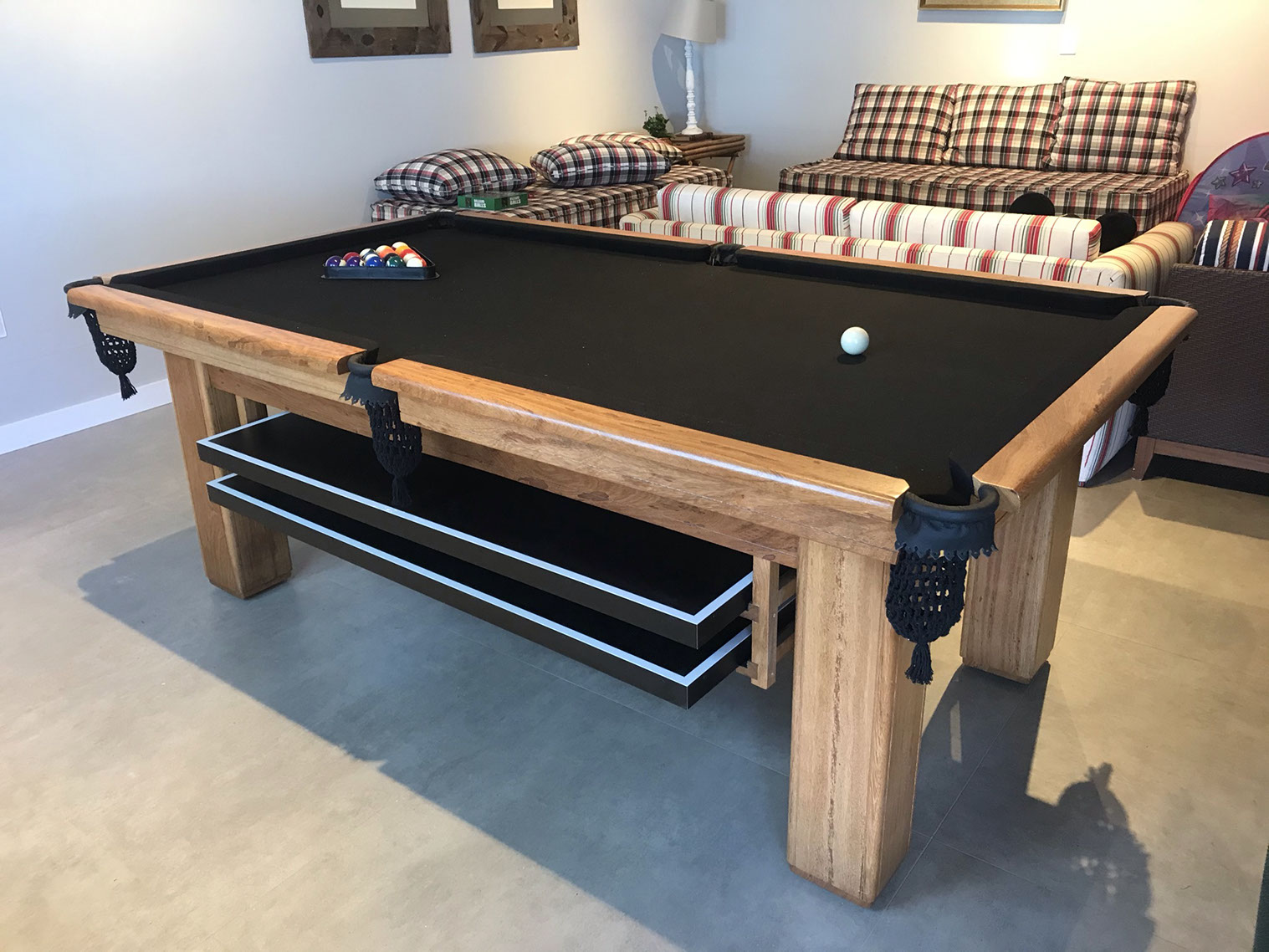Sarkis Snooker & Pool, Mesas de Ping-pong